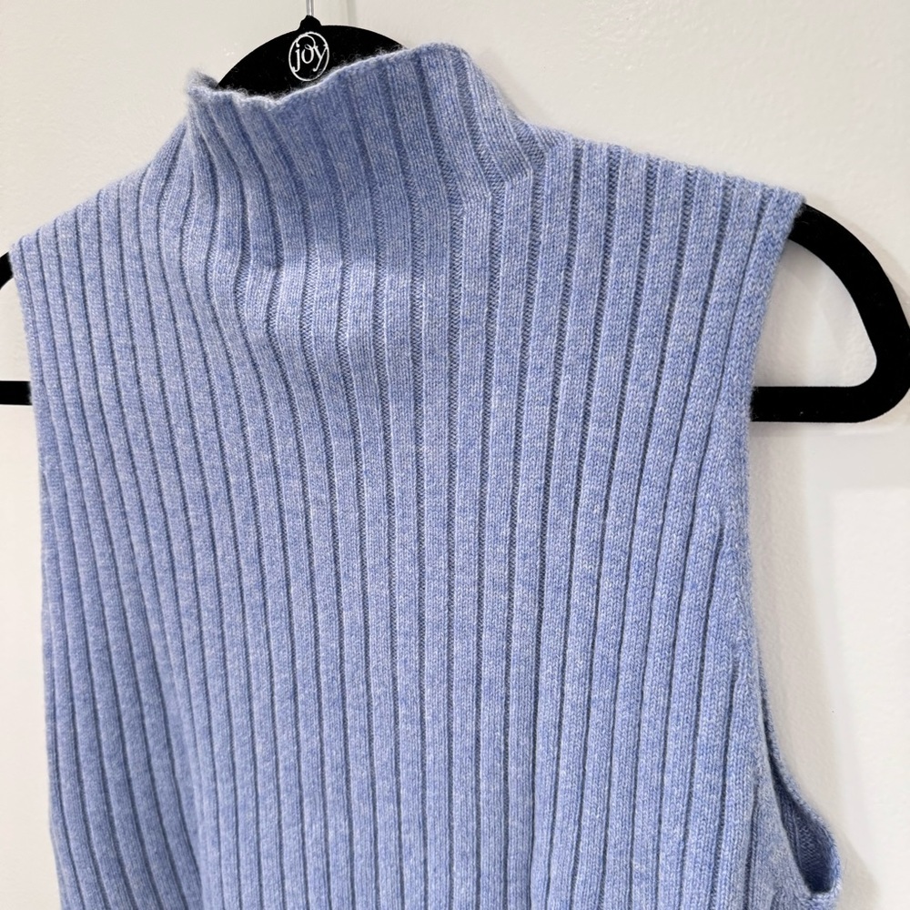 KHAITE Jolene Blueberry Blue Sleeveless Cashmere Turtleneck Sweater Size XL - Picture 15 of 16